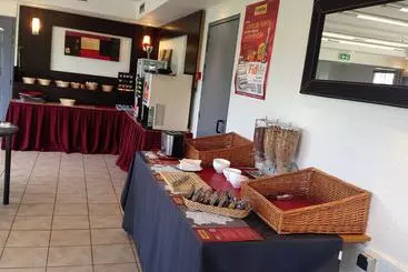 בית מלון כפרי Hôtel & Résidence Sarcelles