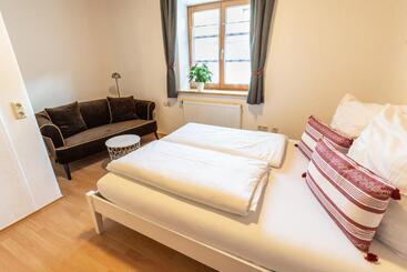 膳宿费 Ammergau Lodge