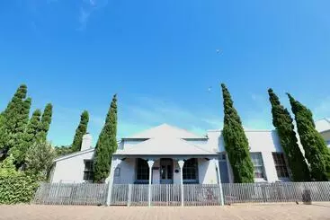 Pension  Grey Masts, Robe