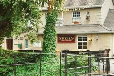 Basil Sheils B&b Accommodation Armagh