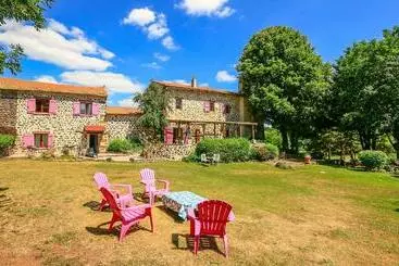 تختخواب و صبحانه Domaine De Bauzit