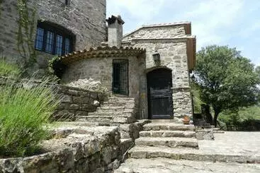 Bed and Breakfast Chambre Cévennes: Piscine, Lamas, Rivière
