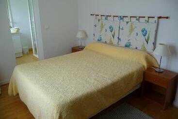 민박 Le Bout De La Ville