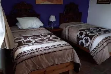 Retkeilymaja No Que No