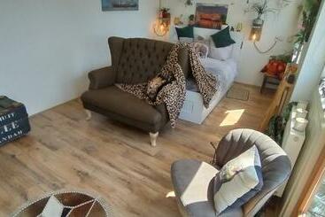 ベッドアンドブレックファースト Dutch African Breeze