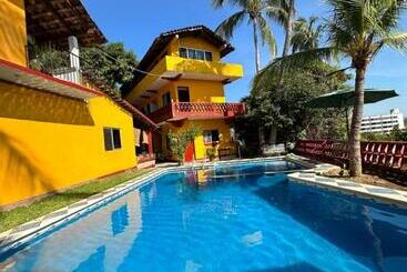 هتل Cabañas Pepe