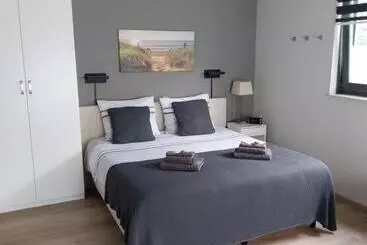 Pension Elvis Presley Private Studio With Kitchen And Airconditioning