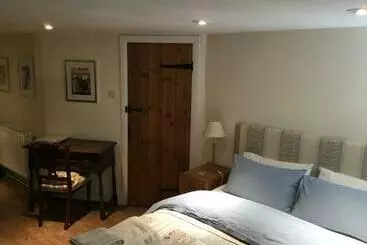 Bed and Breakfast Pear Tree Cottage