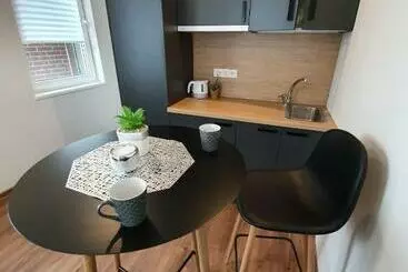 Oak House Apartments