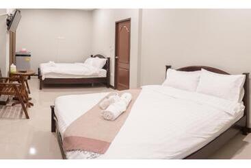 ホテル Haohug Maekhachan