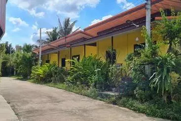 Pension  Lucky Home Prakhon Chai