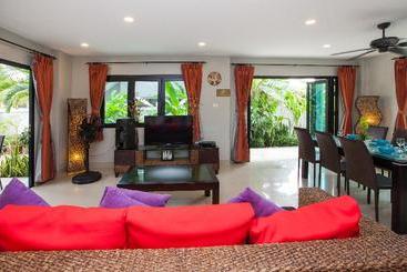 Baan Santhiya Private Pool Villas