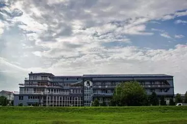 בית מלון כפרי Black Lord