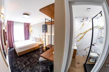 Business Hotel Conference Center & Spa