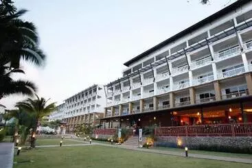 Hotel Kata Sea Breeze Resort Sha Plus