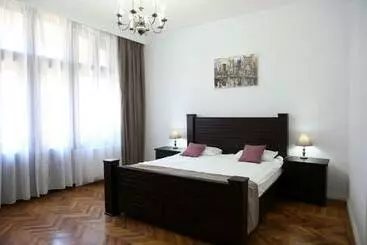 Majatalo Aleea Teilor