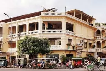 בית מלון כפרי Fcc Phnom Penh Boutique