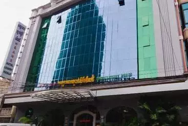 בית מלון כפרי Luxury World