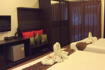 هتل Monsane River Kwai Resort