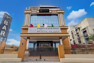 هتل Super Townhouse Koyambedu Formerly Royal Plaza