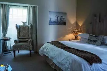 Pensió Riverbush Lodge Guesthouse