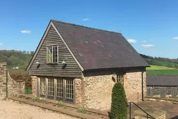 Majatalo Demesne Farm Guesthouse