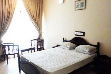 酒店 Kithulgala Rest House