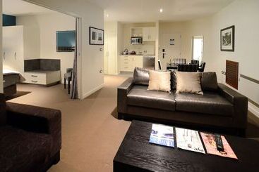 אתר נופש St Clair