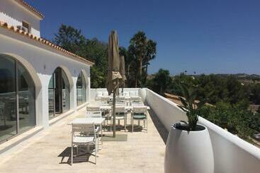 Abeniss Boutique B&b