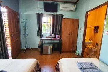 Pension Ruen Thai Ban Rim Nam
