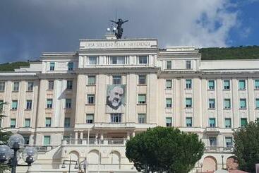 צימר Camere Santa Rita