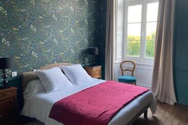 مبيت وإفطار Le Plessis