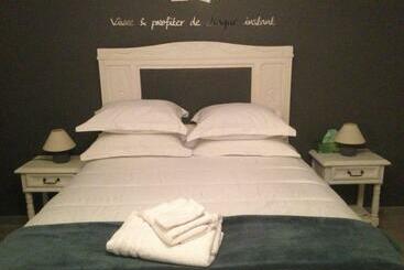 펜션 Bienvenue Chez Zina