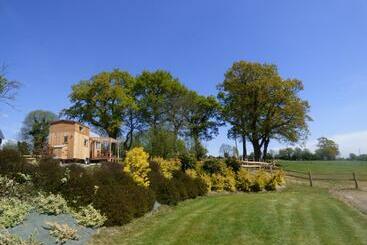 צימר Le Vallon Des 5 Roses