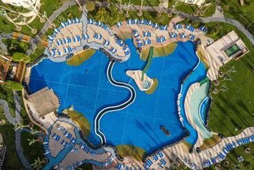 هتل Tropitel Sahl Hasheesh