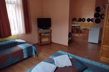 Pensionat Guest House Gergevana