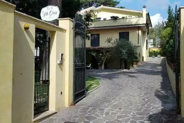 Aamiaismajoitus (B&B) Villa Orsini