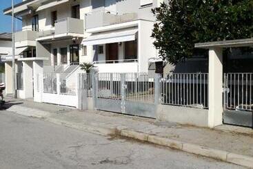 Pensionat B&b Verrazzano Affittacamere