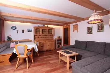 Bed and Breakfast Haus Derra