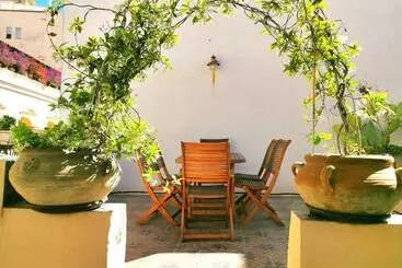 Bed & Breakfast Dimora La Commare