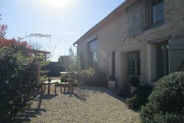 مبيت وإفطار La Grange Aux Hirondelles