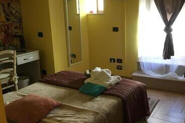 تختخواب و صبحانه Al Civico 49