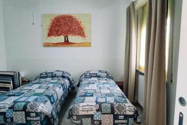 Nocleg ze śniadaniem Casa Elvezia Guest House