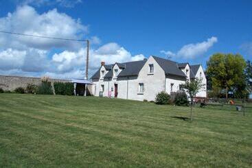 Bed & Breakfast Domaine Du Gué Du Roi
