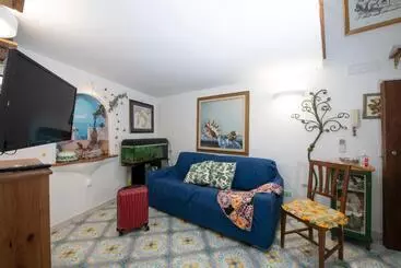 تختخواب و صبحانه Il Paridà