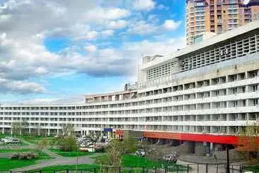 A Hotel Amur Bay