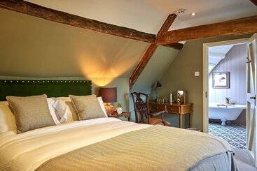 Hotel The Horse And Groom Inn