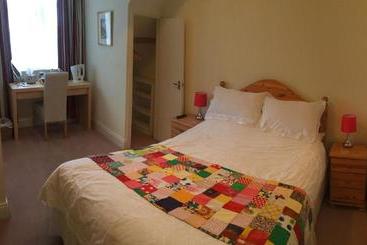 ホテル The Swallow