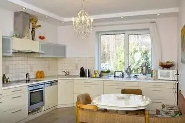 پانسیون Irena Family House