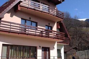Pansiyon Casa Altfel